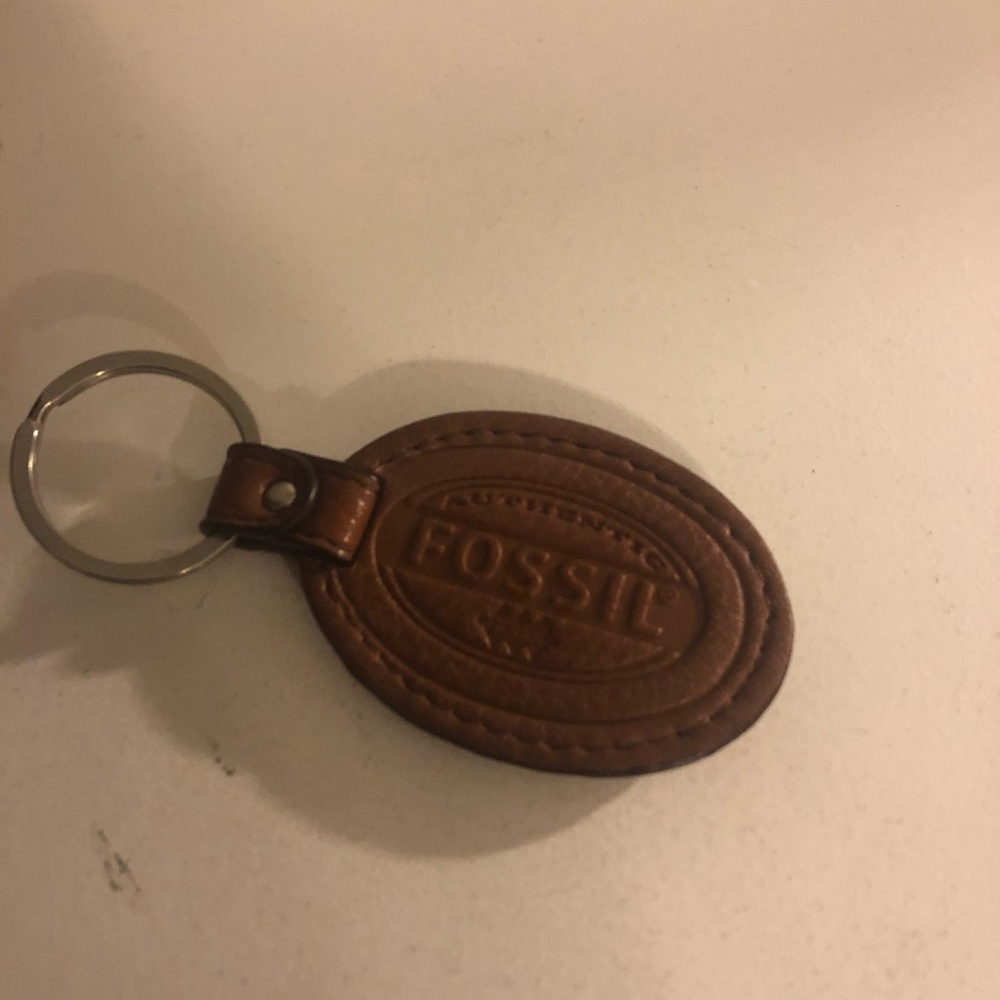 Fossil Key Chain - Picture 2 of 2
